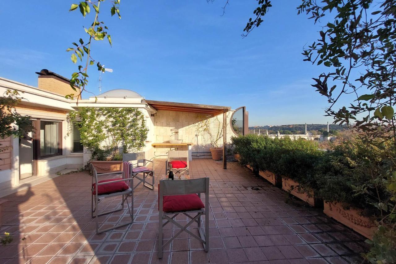 Apartamento Beautiful Loft In Ponte Milvio With Terrace Roma Exterior foto