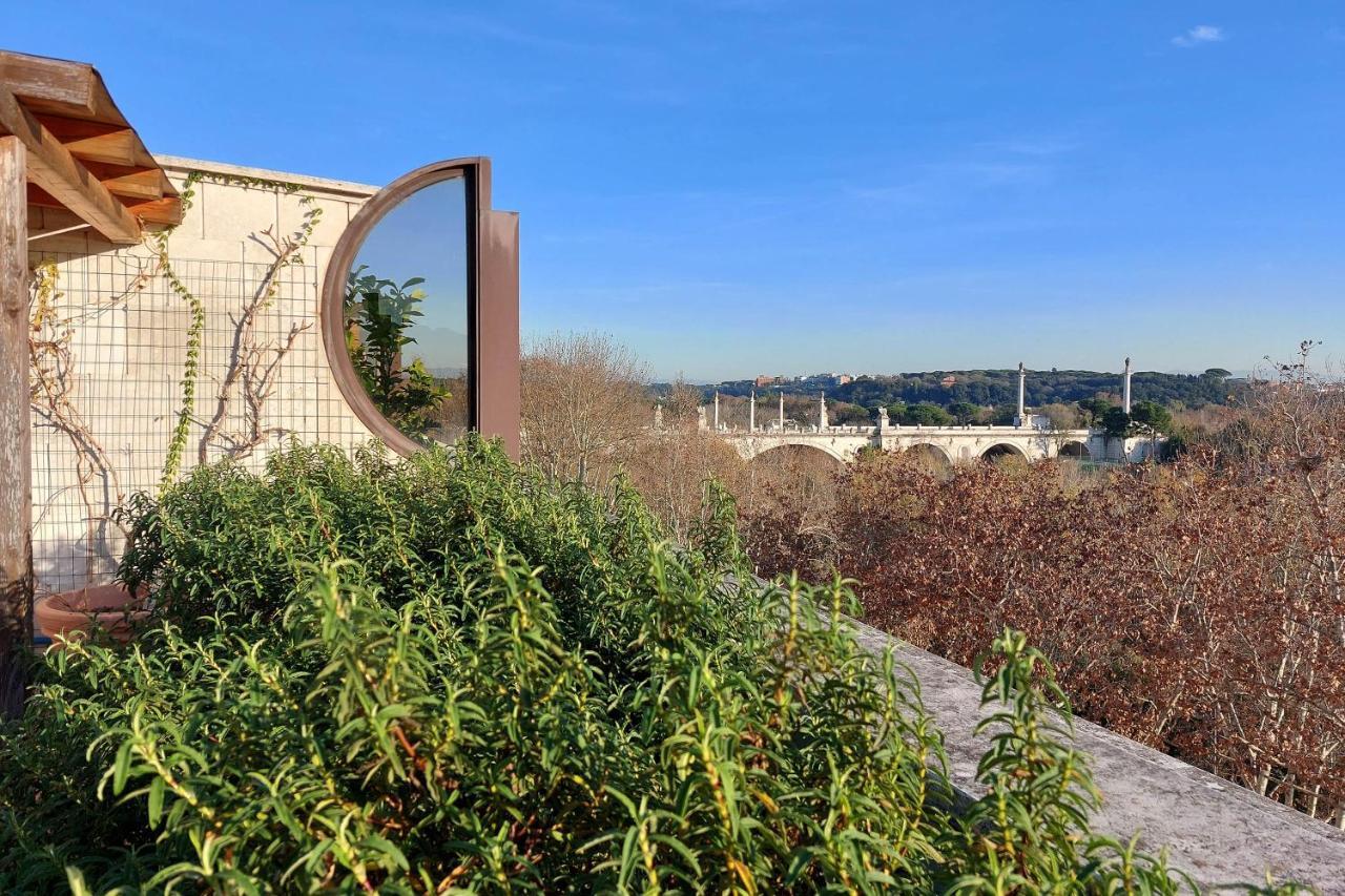 Apartamento Beautiful Loft In Ponte Milvio With Terrace Roma Exterior foto